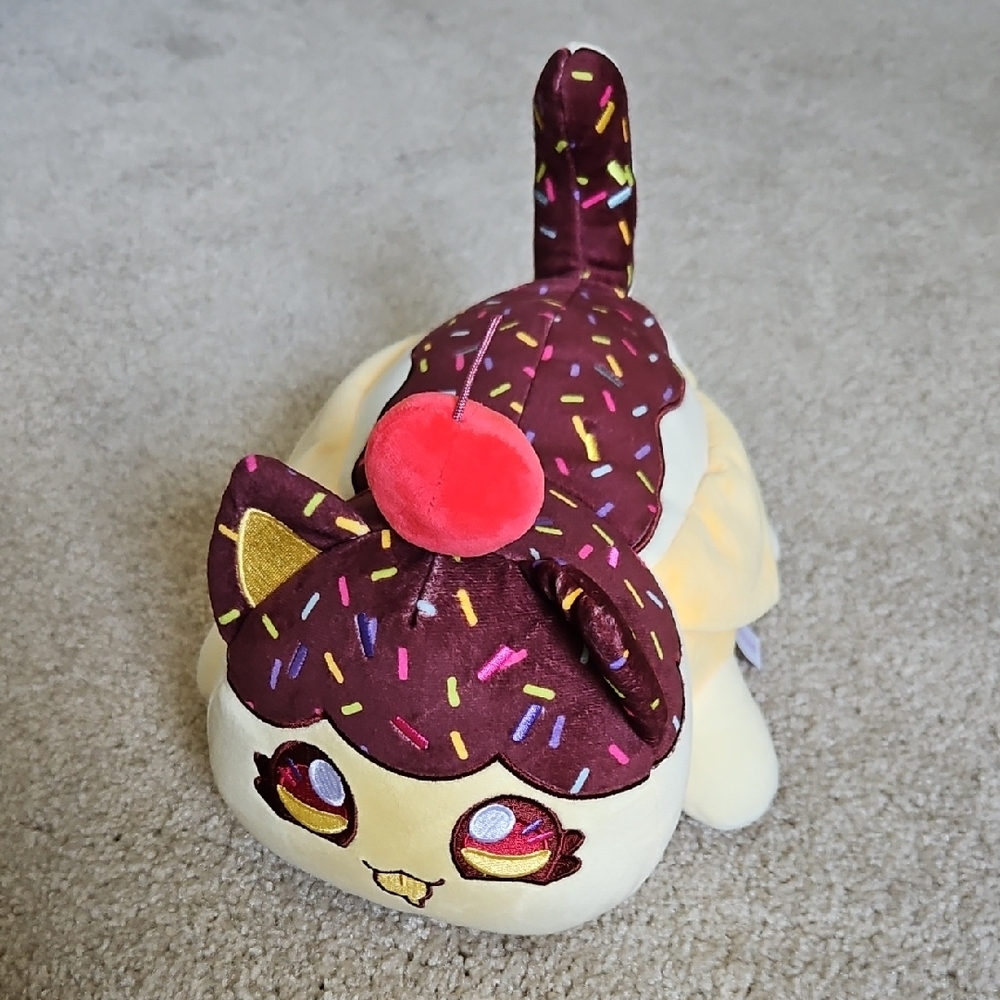 AphMau Meemeow 11in Plush - Carnival Treats, Series 7 - Sundae Sprinkles